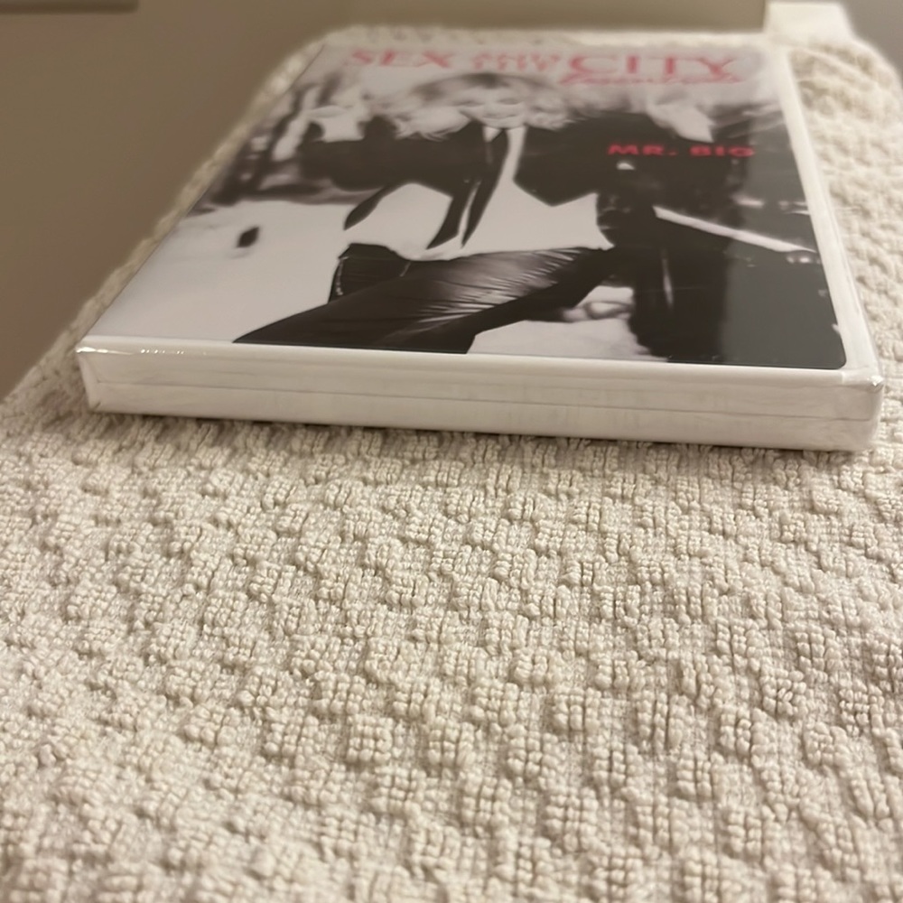 Sex and The City Essentials Mr Big DVD Video Approx 90 Minutes Rated TV-MA - Picture 3 of 6